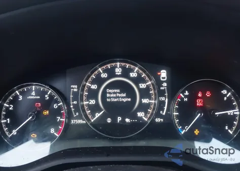 2021 Mazda Cx-30 Premium z USA, uszkodzony, nr VIN 3MVDMBDL2MM318483